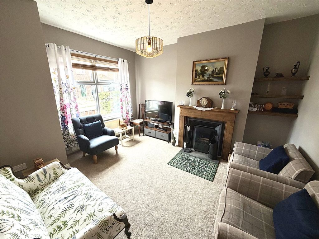 Property photo 3 of 14 Picture No. 16