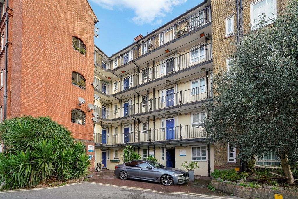 Property photo 3 of 15