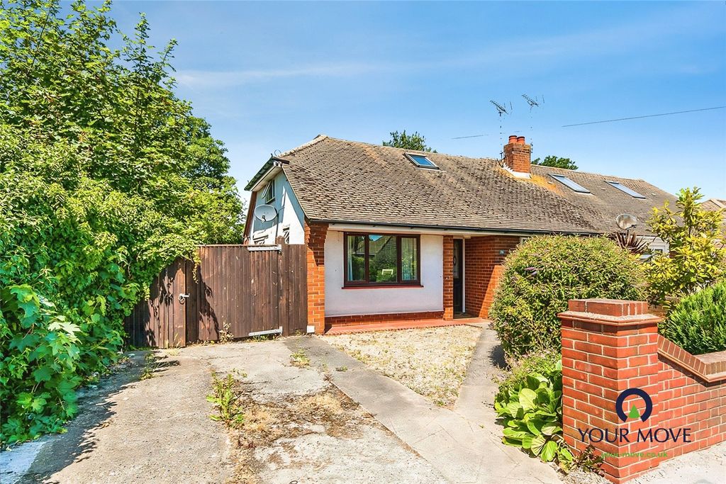 Property photo 1 of 8 External