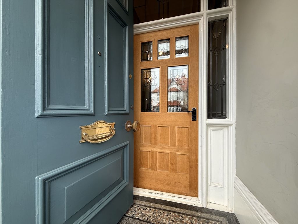 Property photo 2 of 37 Img_8093