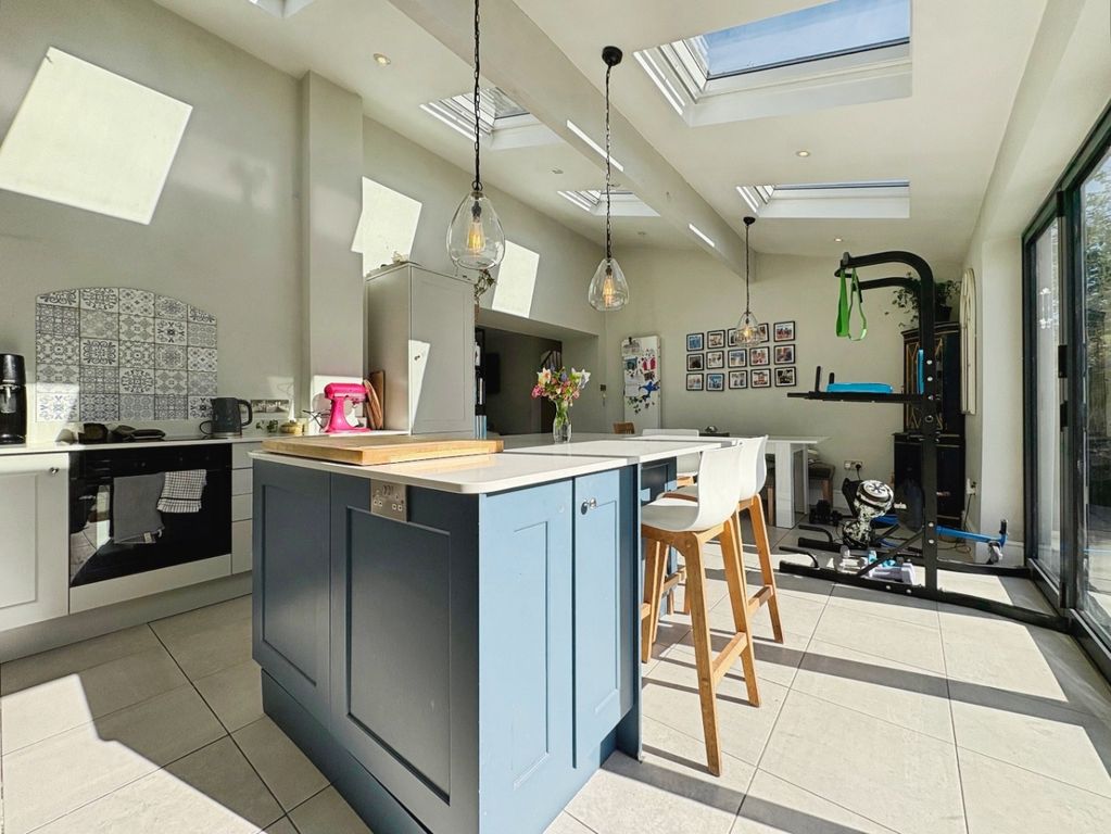 Property photo 3 of 26 4967127