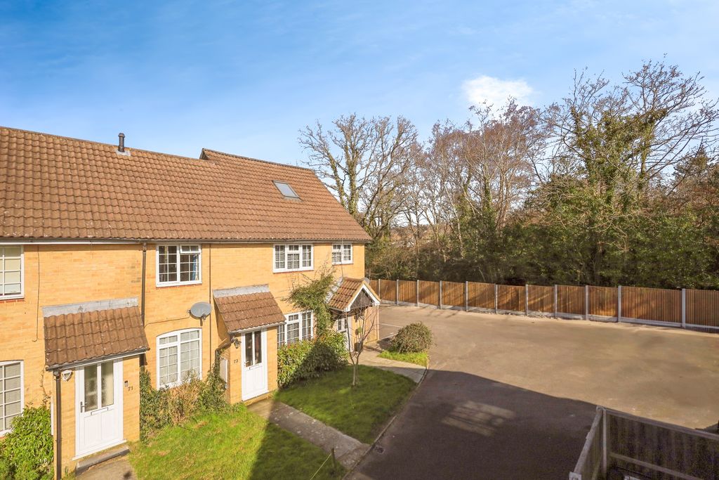 Property photo 1 of 14 Photography