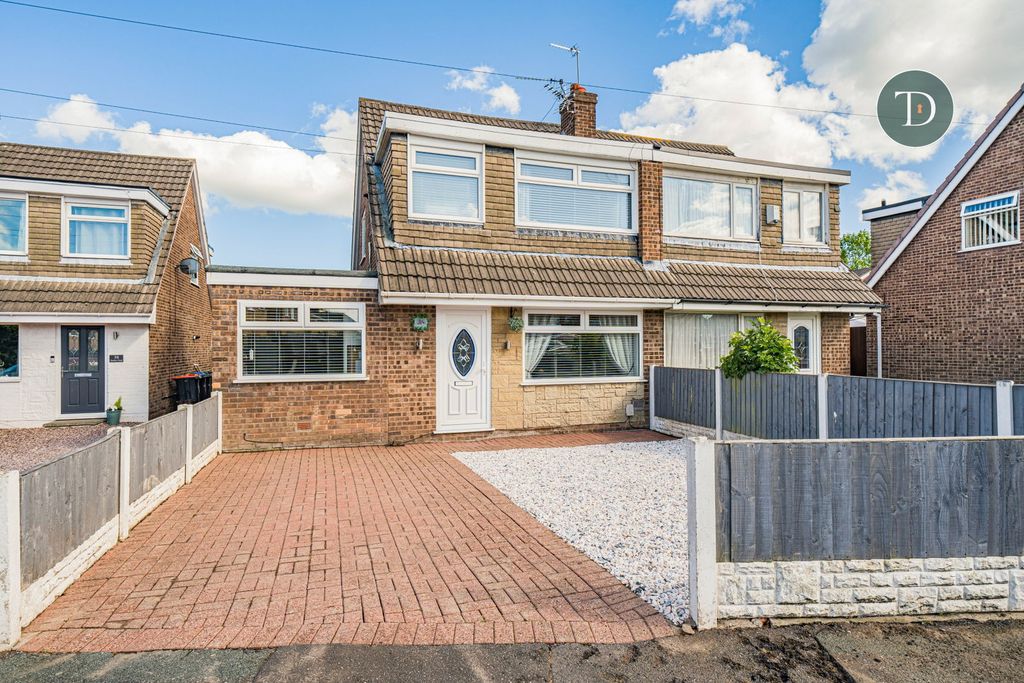 Property photo 1 of 27