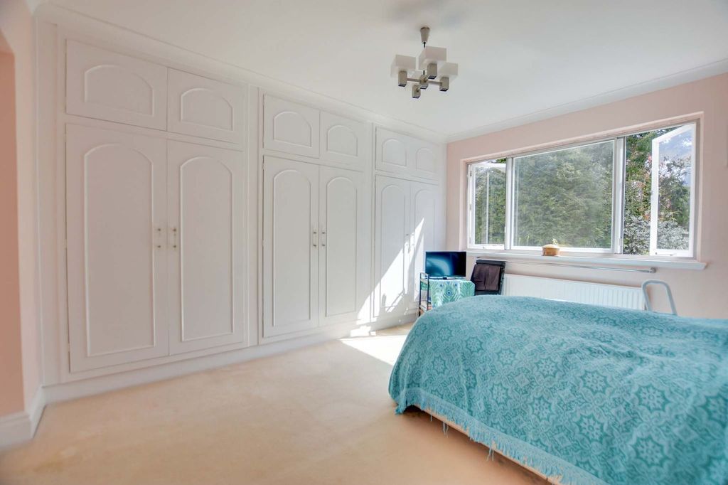 Additional image 26 of 5 bed detached house for saleBarrington Road, Stoneygate, Leicester LE2