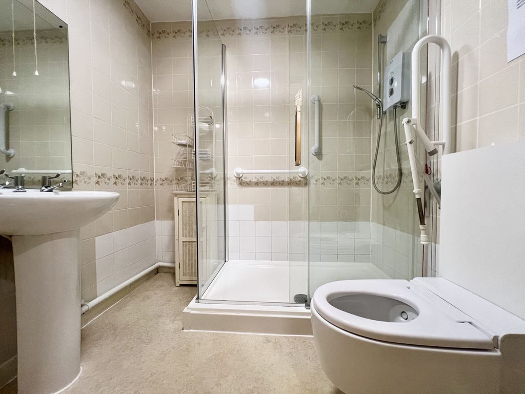 Additional image 13 of 1 bed flat for saleFairacres Road, Didcot OX11