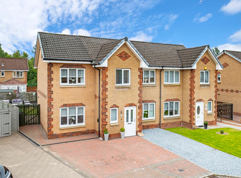 Property photo 1 of 58
