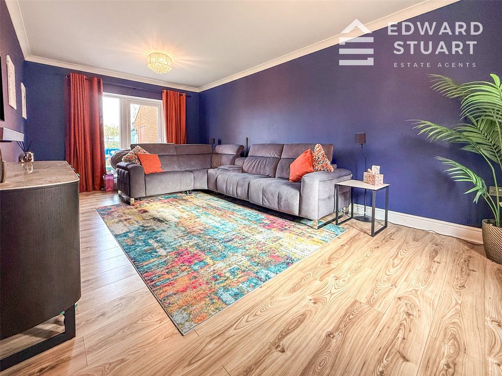 Property photo 3 of 16 Picture No. 14