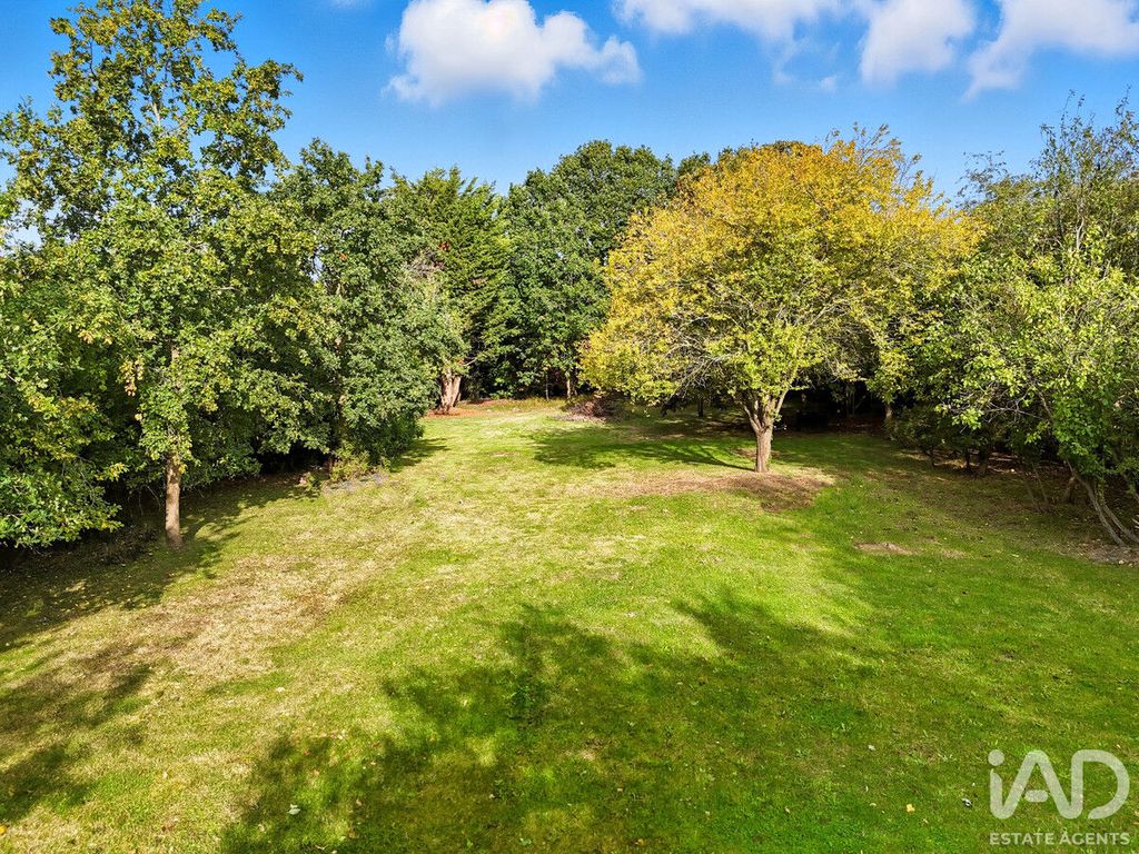 Property photo 3 of 36