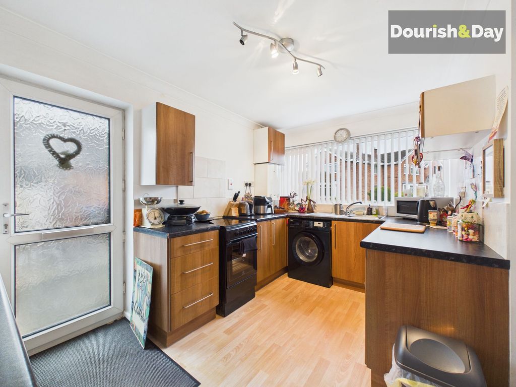 Additional image 6 of 2 bed property for saleSherwood Crescent, Market Drayton TF9