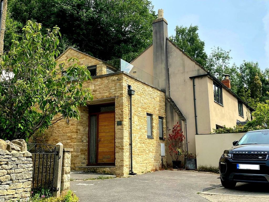 Property photo 1 of 25