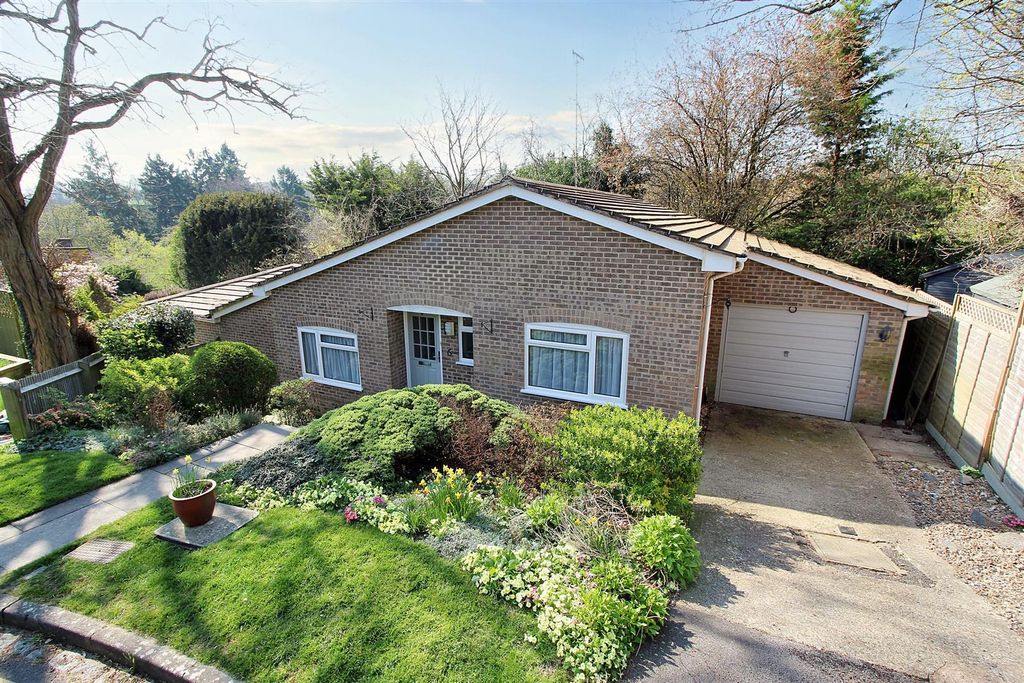 Property photo 1 of 19 Front