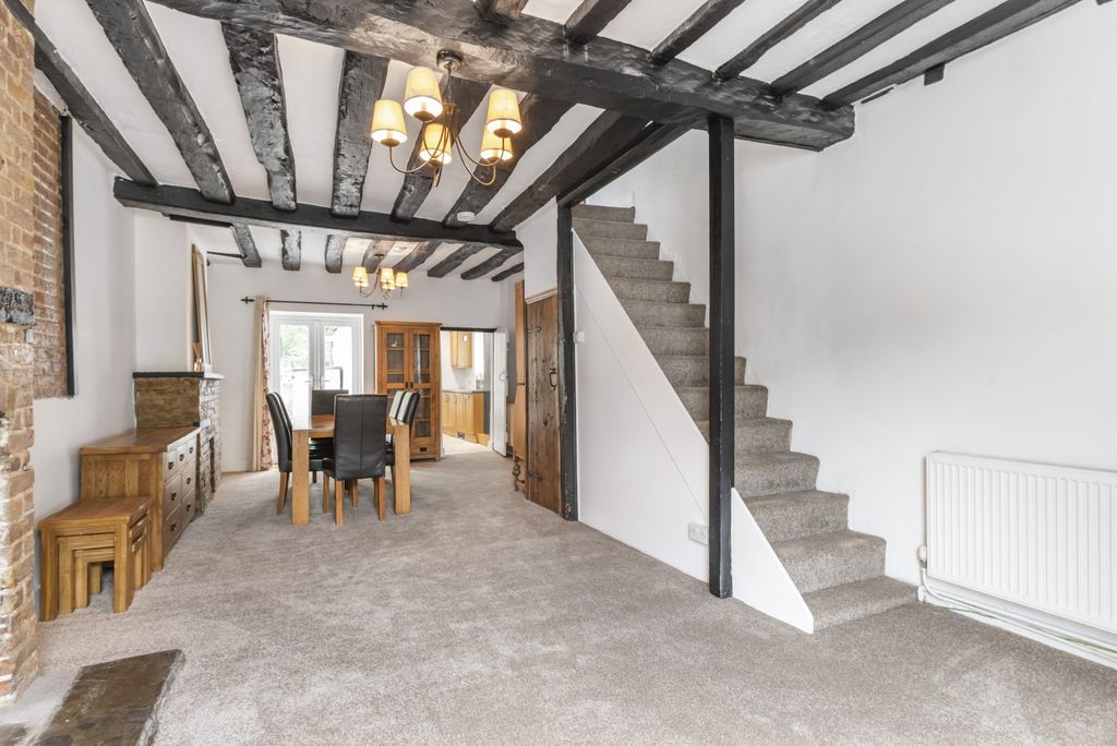 Property photo 3 of 18 Photo 16