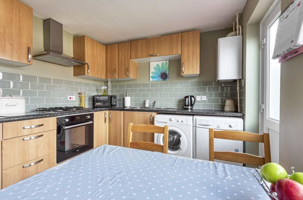 Property photo 2 of 8 209273_44507_Img_07_0000