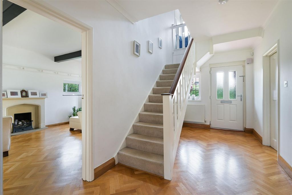 Additional image 15 of 5 bed detached house for saleHollymead Road, Chipstead, Coulsdon CR5