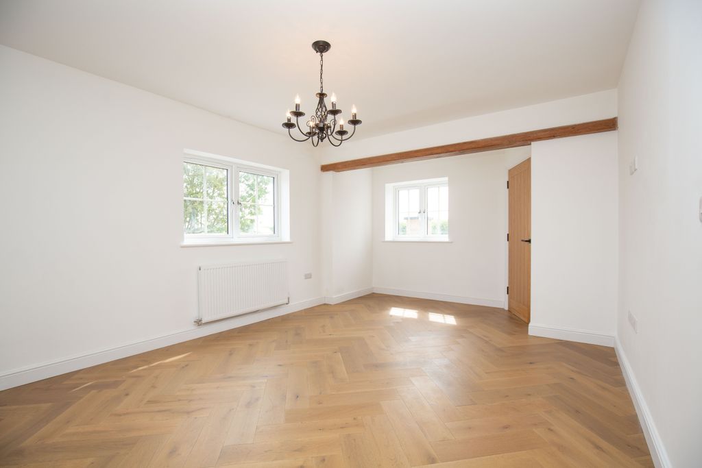 Property photo 3 of 39 Mw-6327