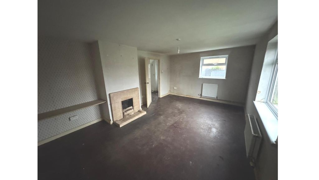 Property photo 3 of 13 Binder1.pdf_Page_29.Jpg