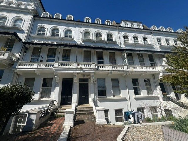 Property photo 1 of 11 Front