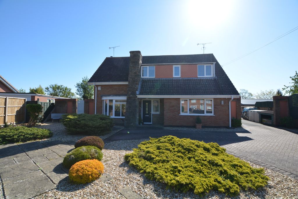 Property photo 1 of 20