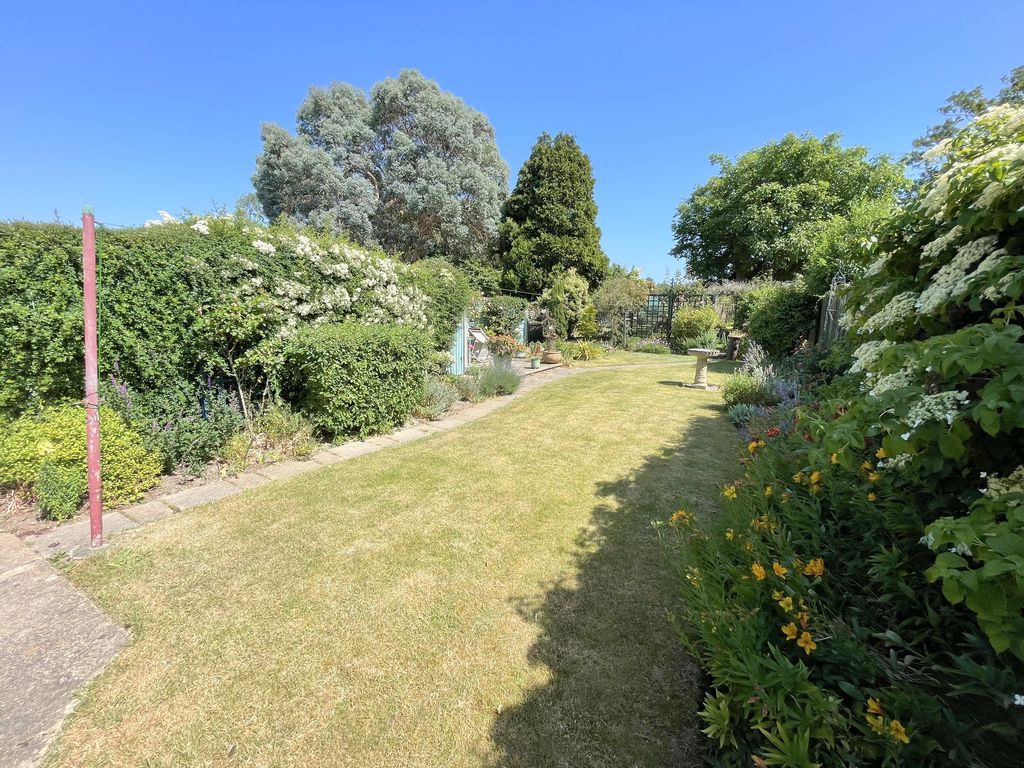 Property photo 2 of 17 Maltings Road
