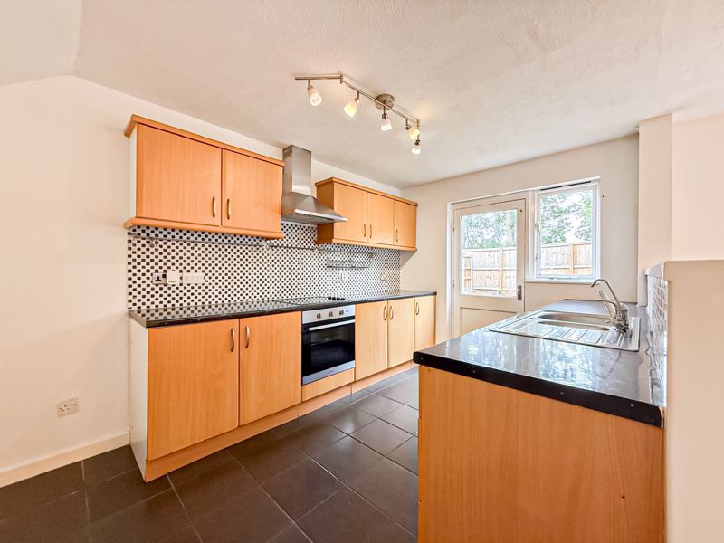Property photo 2 of 17 Photo 17