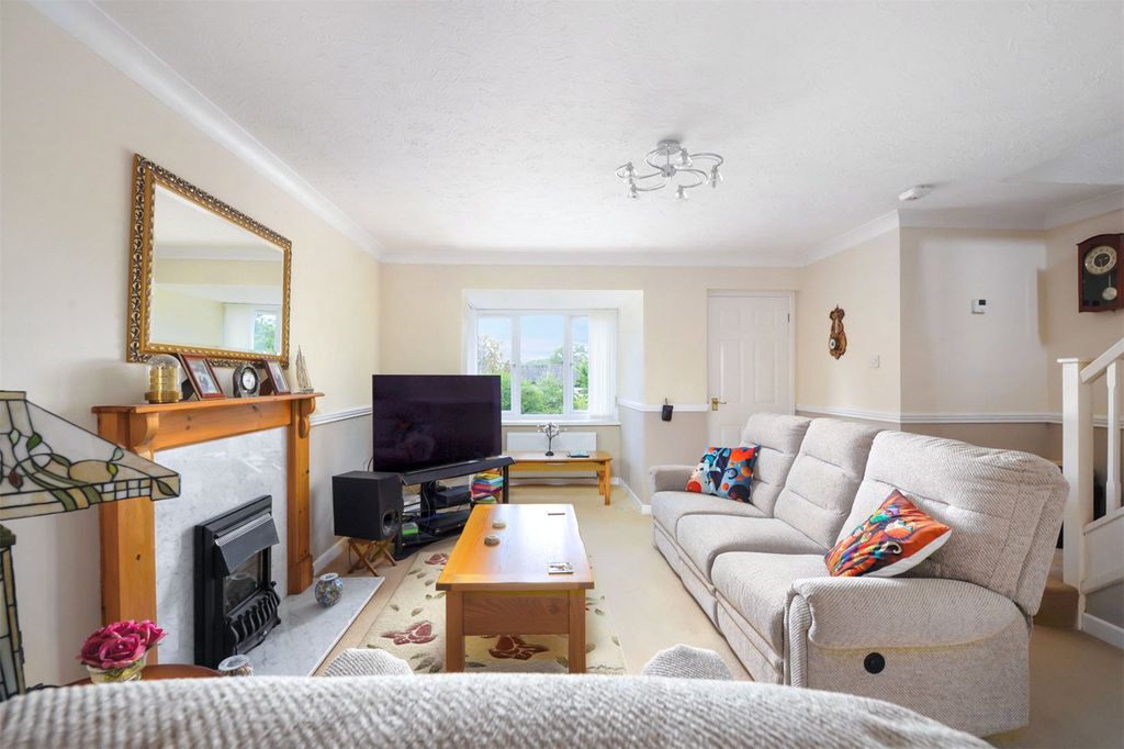 Property photo 3 of 23 Picture No. 06