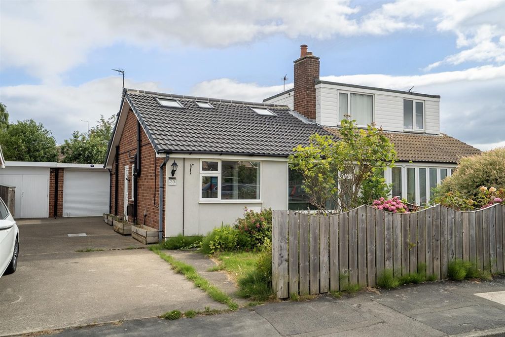 Property photo 1 of 15 External