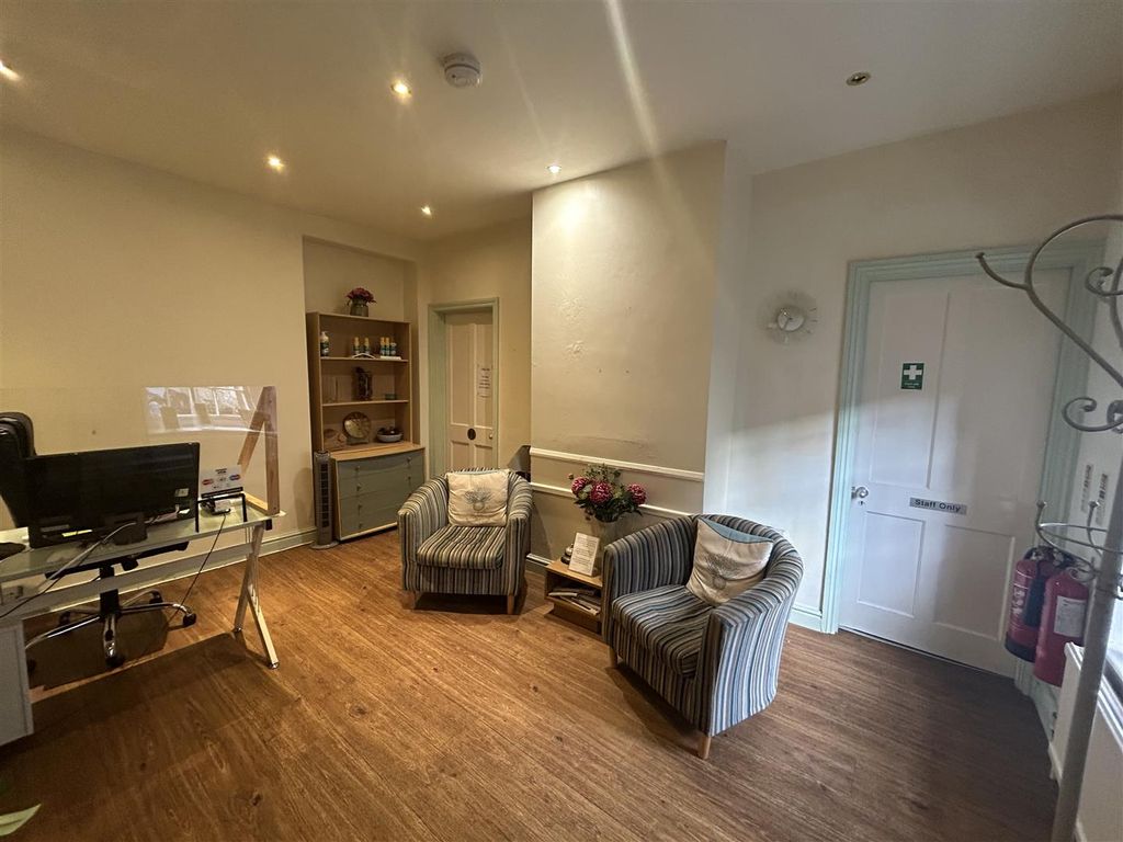 Property photo 2 of 9 Img_1888[1].Jpg