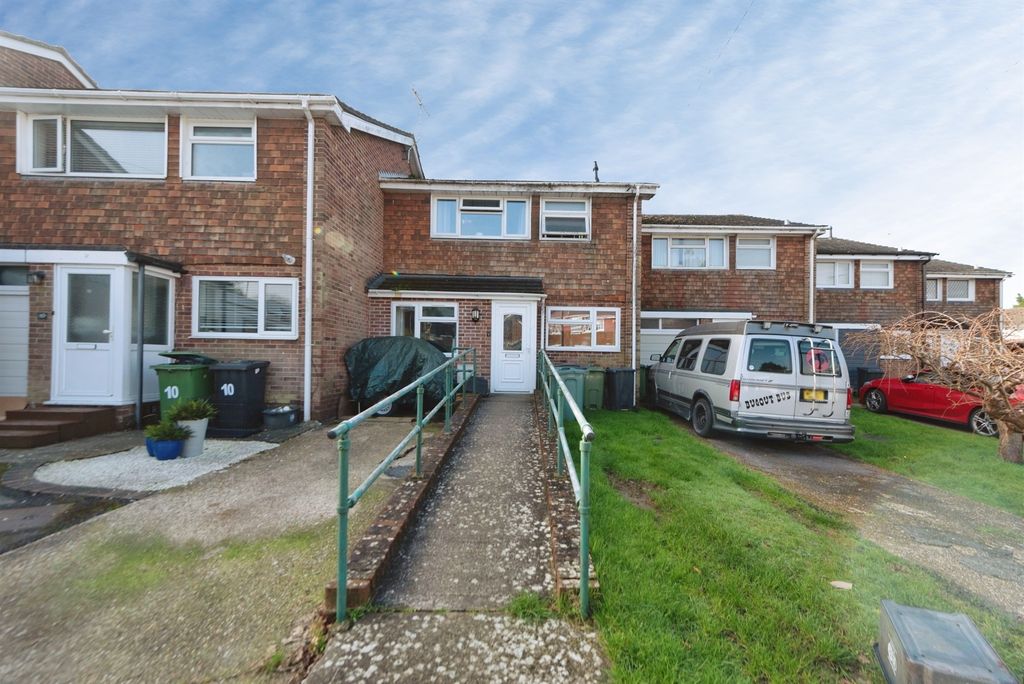 Property photo 3 of 19