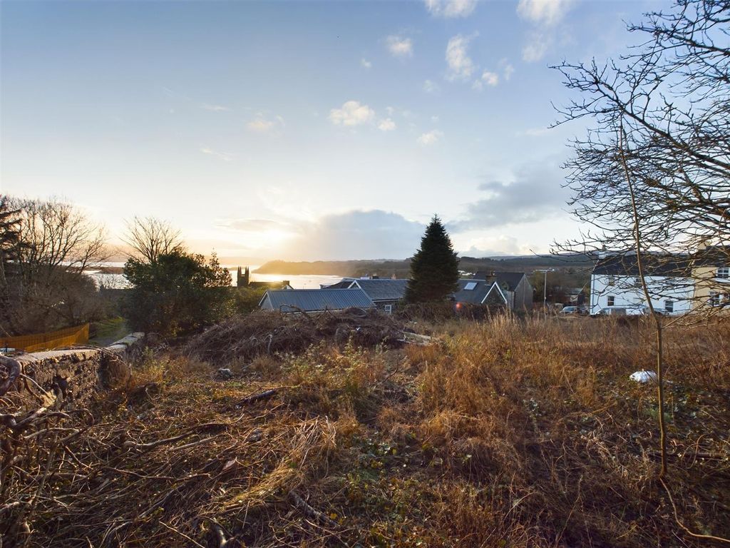 Property photo 3 of 18 Plot