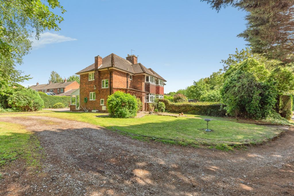 Property photo 2 of 14