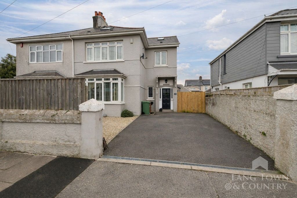 Property photo 1 of 21