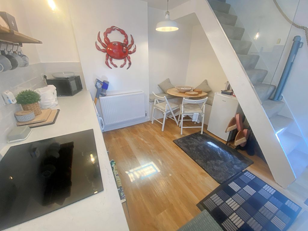 Property photo 3 of 22