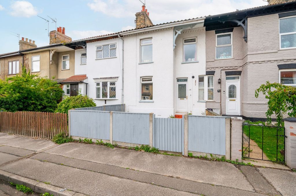Property photo 1 of 15