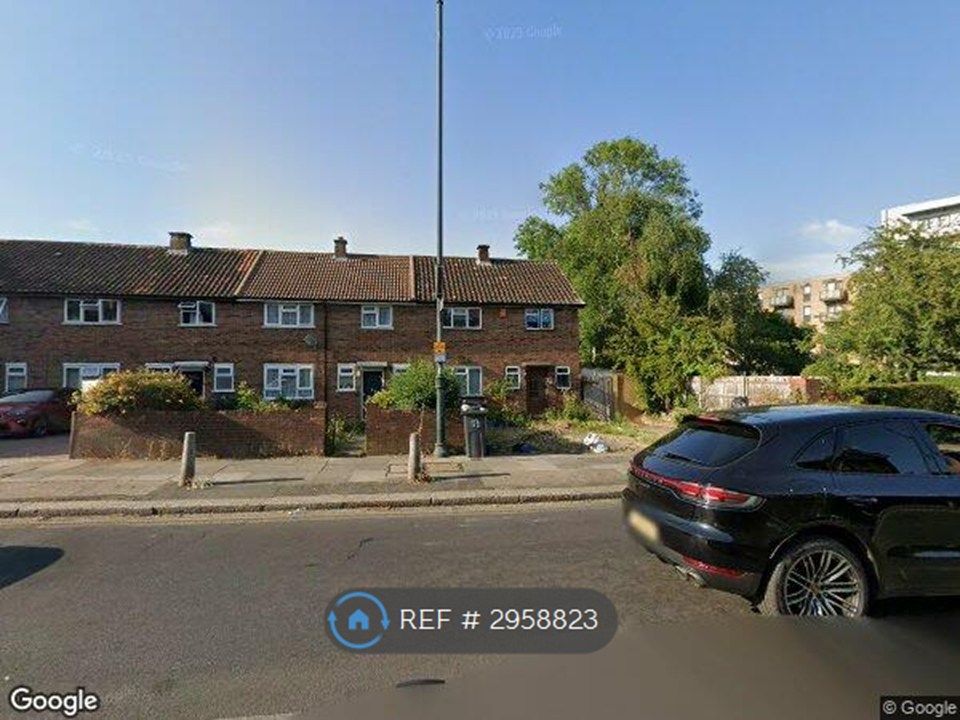 Property photo 2 of 11