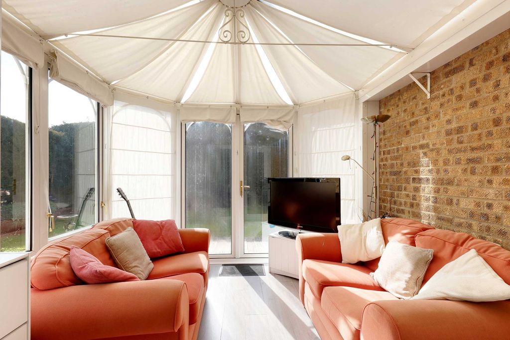 Additional image 7 of 4 bed country house for saleDell Lees, Seer Green, Beaconsfield HP9