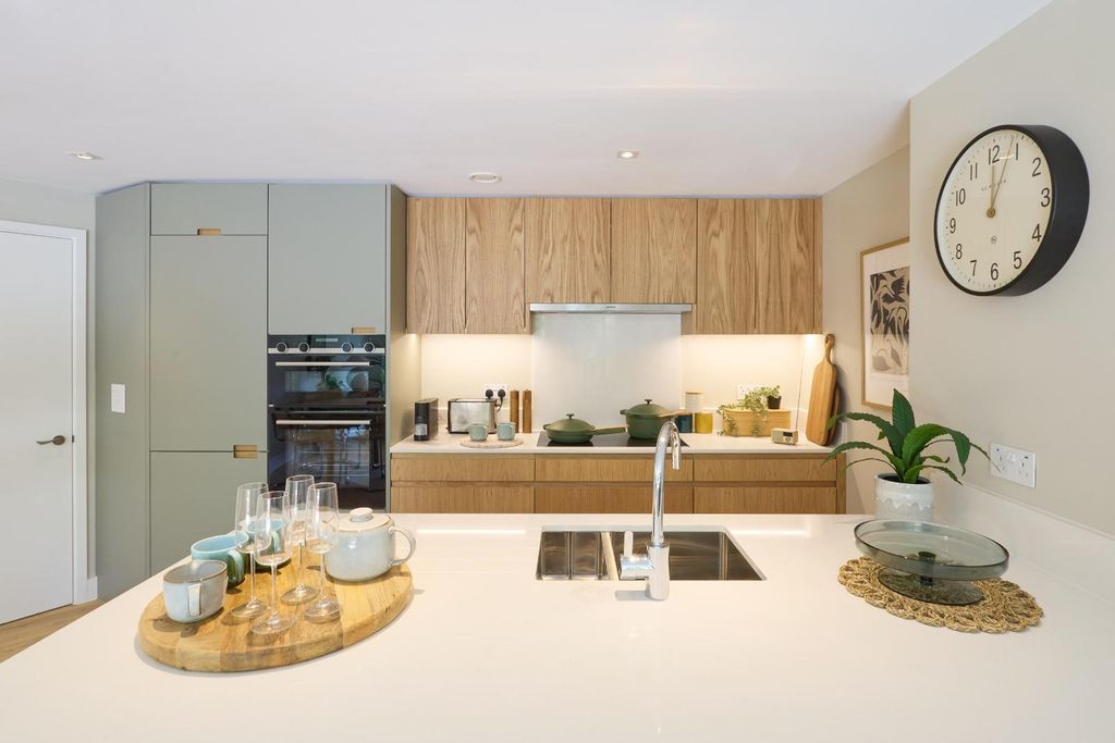 Property photo 3 of 46 Img-20250819-Wa0007