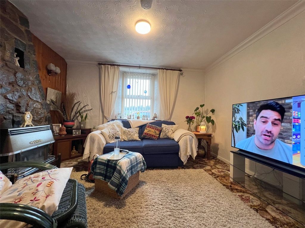 Property photo 3 of 14 Picture No. 07