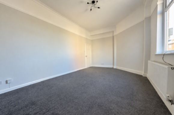 Property photo 3 of 9 6