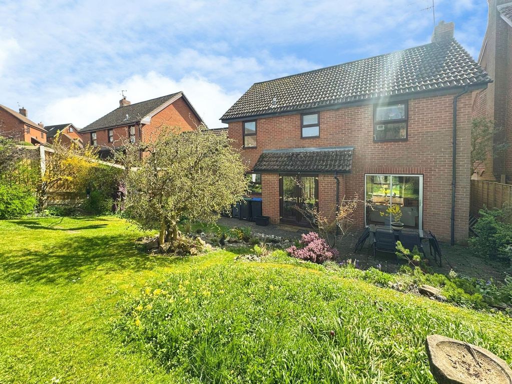 Property photo 1 of 19