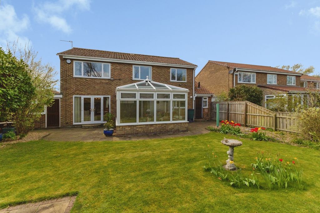 Property photo 2 of 21 Pbox-Img.Jpg