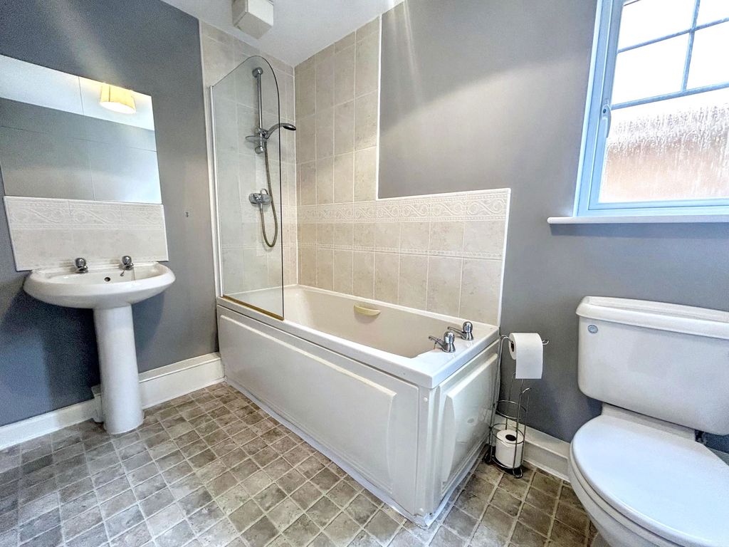 Additional image 4 of 2 bed flat for saleNewington Drive, North Shields NE29