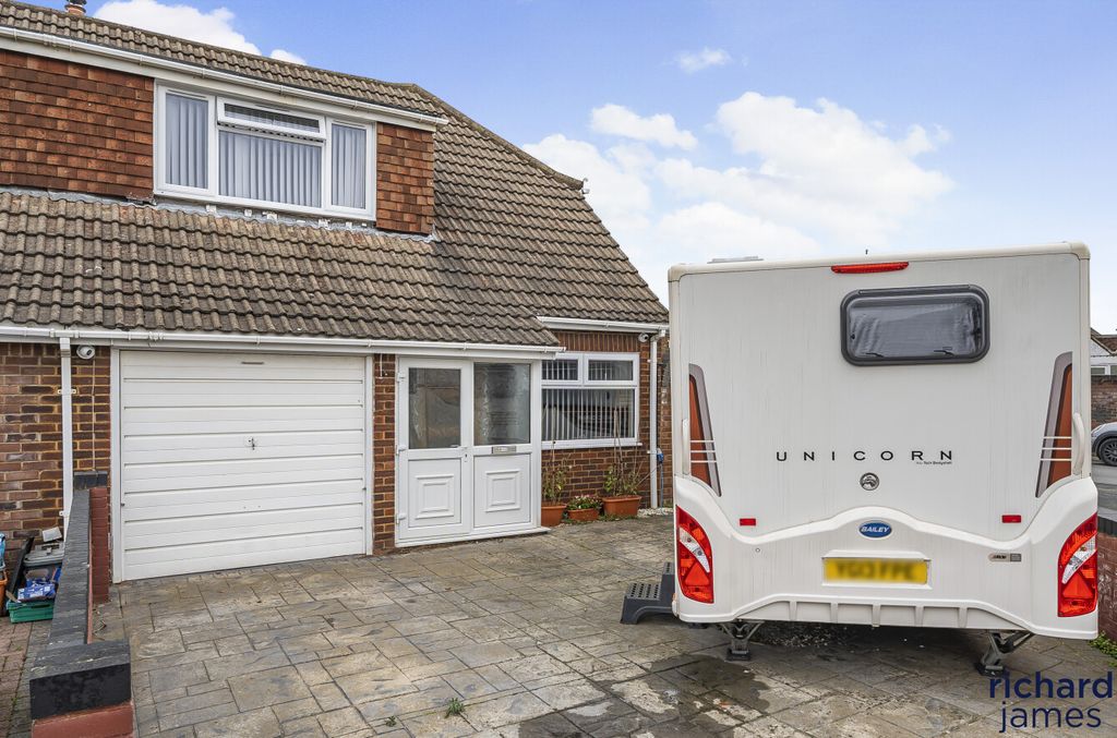 Property photo 1 of 20 1c710Dba-780A-4E7...