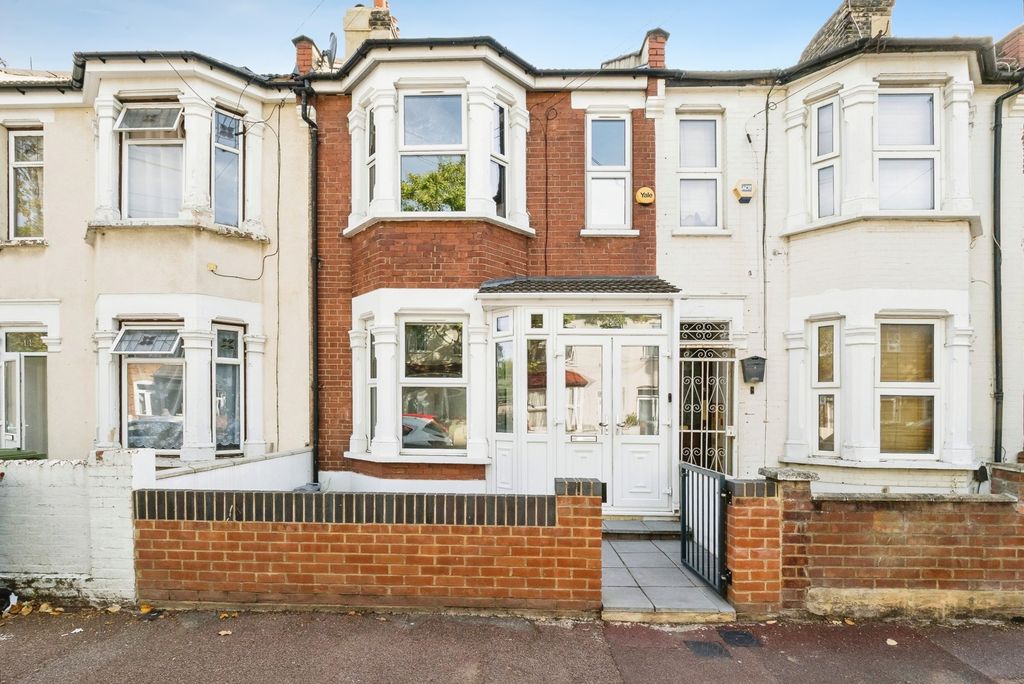 Property photo 1 of 28 Pbox-Img.Jpg