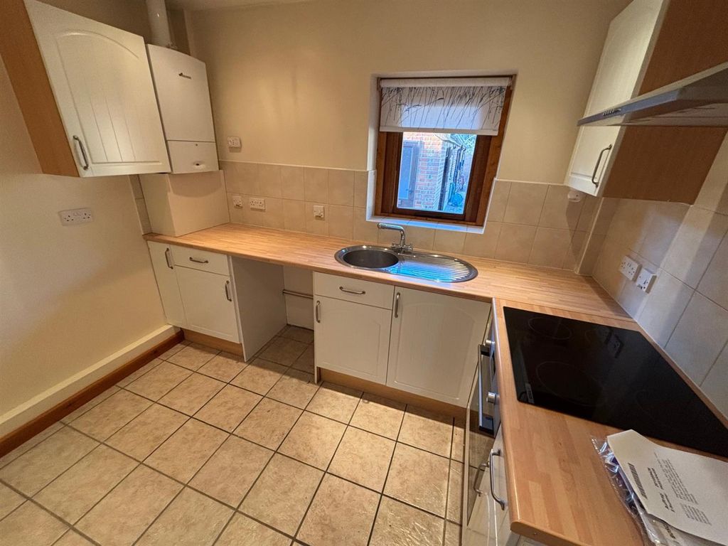 Property photo 3 of 11 Thumbnail_Img_6585.Jpg