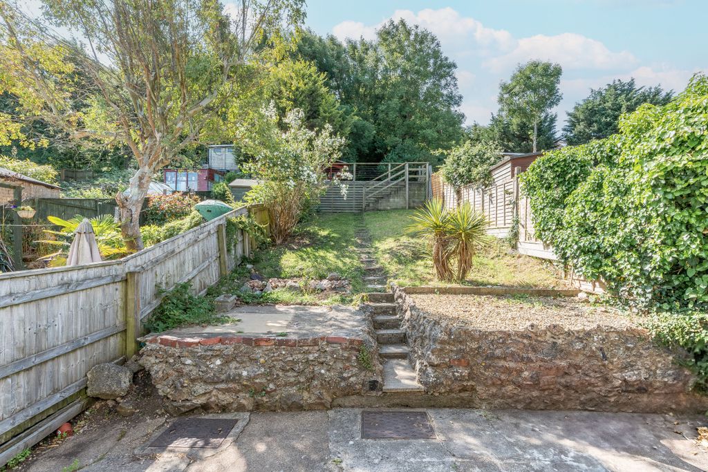 Property photo 2 of 18 Photo 2