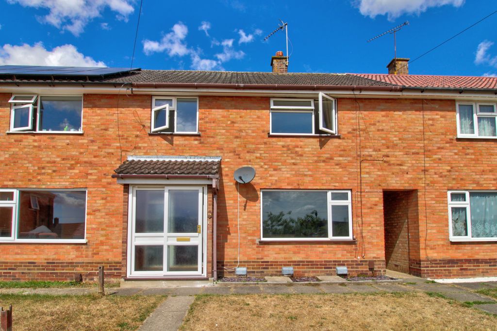 Property photo 1 of 11 Front