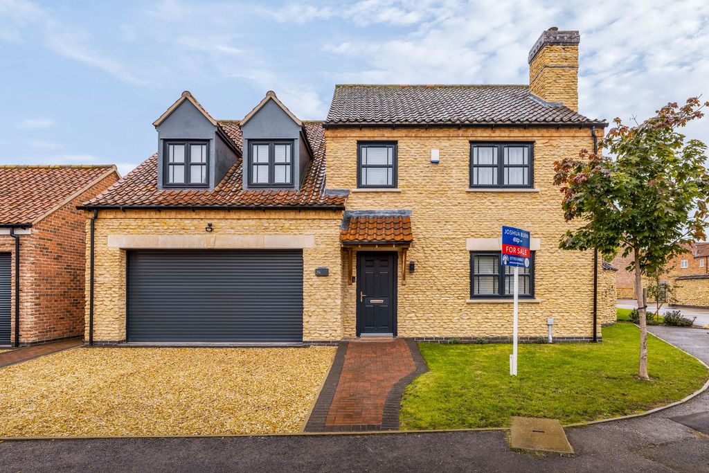 Property photo 1 of 27