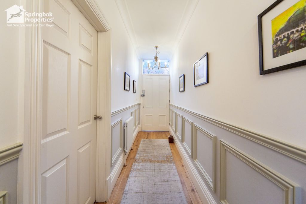 Property photo 2 of 19 Image 2