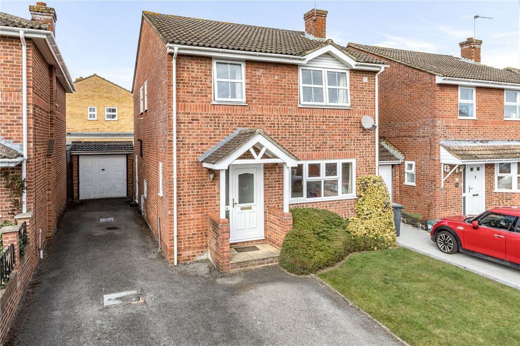 Property photo 1 of 17 Picture No. 01