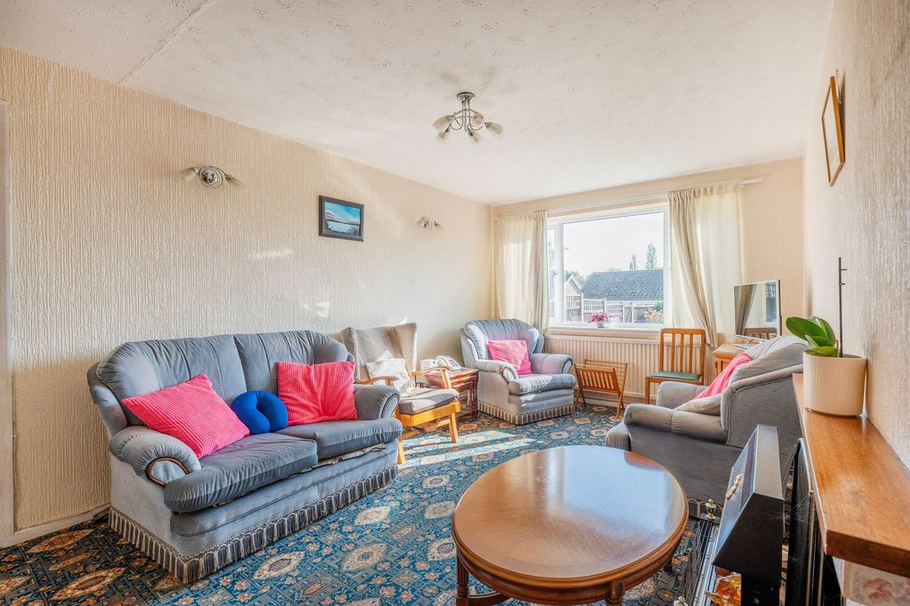 Property photo 2 of 15